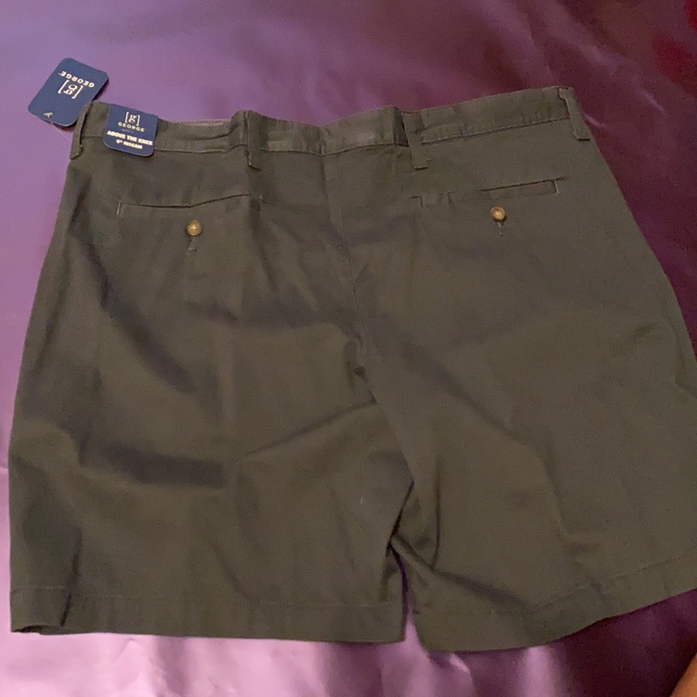Men Stretch Shorts - Picture 2 of 2